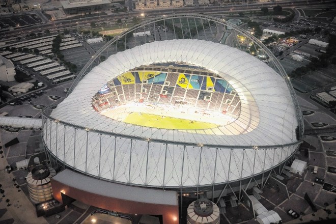 Leta 2017 so končali prenovo stadiona Khalifa international, ki je bil prvi dokončani objekt, ki bo gostil tekme SP 2022.