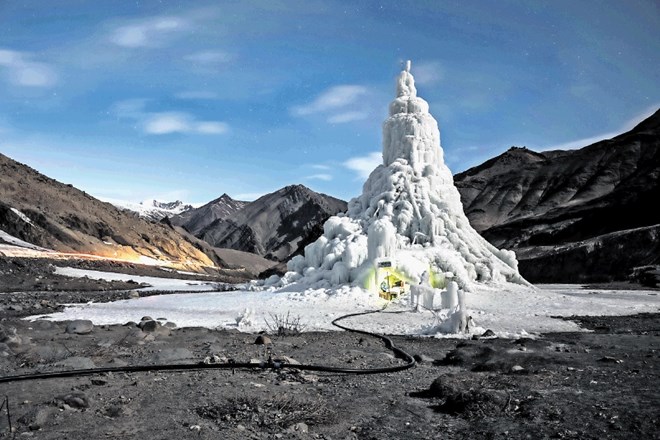 Nagrajene fotografije so nastale v regiji Ladak na severu Indije, znani tudi kot Mali Tibet, kjer je vse manj snega in vse...