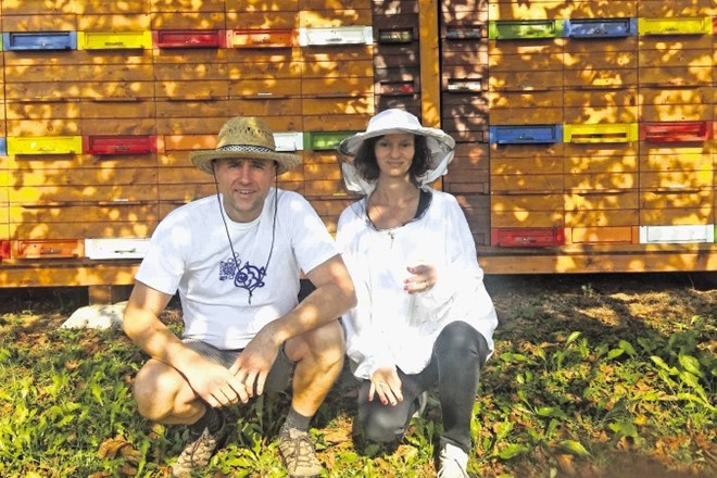 Za Matjaža in Vesno Müller ostaja primarna dejavnost pridelava medu.