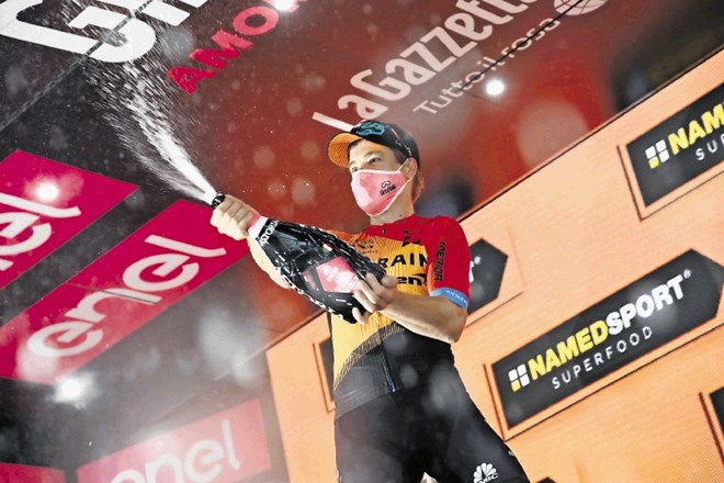 Jan Tratnik se je na lanskem Giru takole veselil zmage v 16. etapi, s katero je dosegel rezultat kariere.