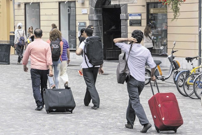 Turizem: bliža se rok za vračilo denarja