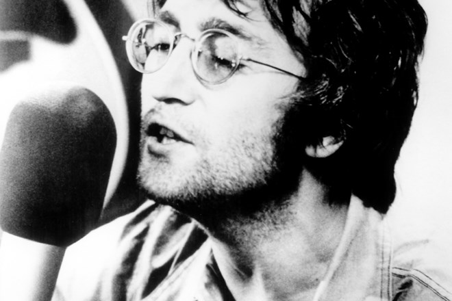John Lennon (levo) in Paul McCartney sta se zadnjič srečala leta 1976, ko sta preživela noč v Lennonovem newyorškem...