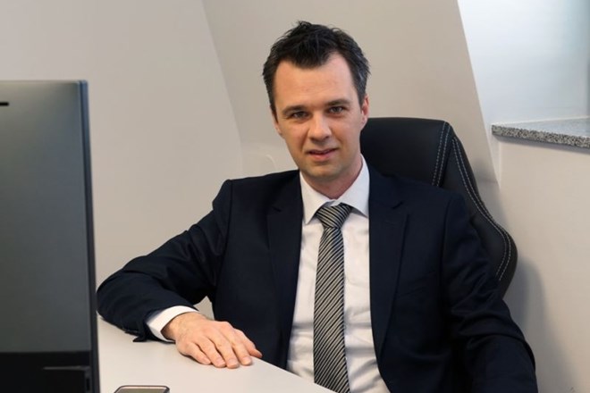 Premier Janez Janša je sledil predlogu SMC in za novega ministra za pravosodje predlagal Marjana Dikaučiča.