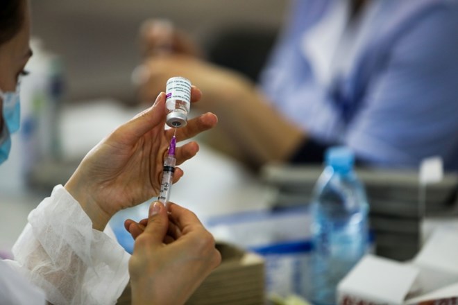 Minister za zdravje: »Prosim, pristopite k cepljenju!«