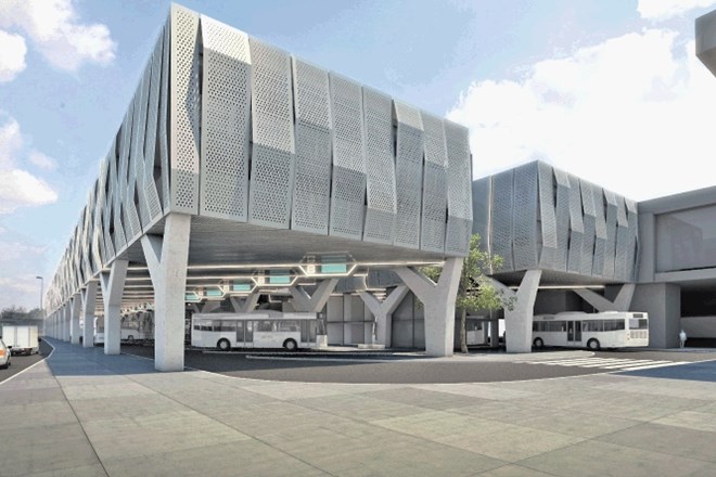 Projekt avtobusne postaje iz leta 2018 je parkirne prostore za avtomobile predvideval v etažah nad peroni avtobusne postaje....