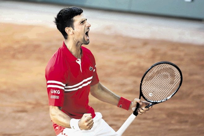 Novak Đoković sporoča, da je z mislimi že v Wimbledonu, kjer bo branil predlansko lovoriko, ko je bil v epskem finalu s 7:6...