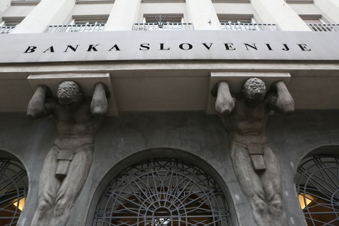 V Banki Slovenije ocenjujejo, da bomo predkrizno raven BDP najverjetneje   dosegli  v začetku prihodnjega leta.