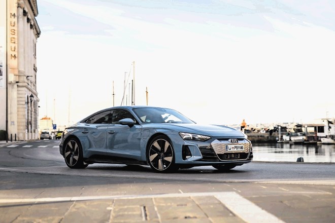 Novost naprodaj: Audi e-tron GT