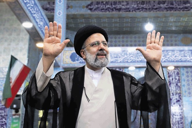 Ebrahim Raisi bo 3. avgusta za štiri leta prevzel položaj predsednika Irana.