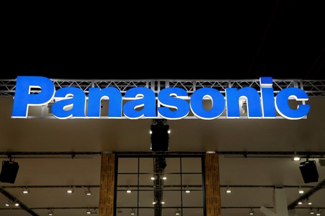 Panasonic prodal lastniški delež v Tesli