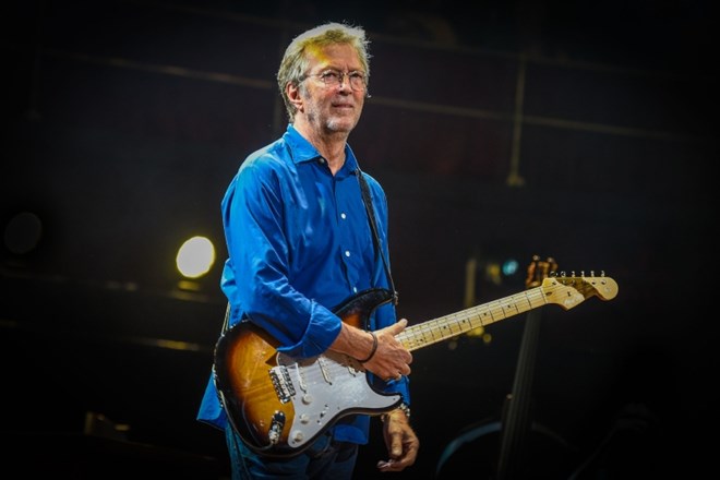 Clapton ne bo nastopil na prizoriščih, kjer bo zahtevano potrdilo o cepljenju