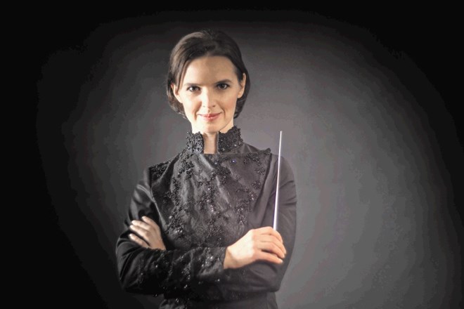 Predstavo Leteči Holandec, ki bo odprla festival, bo dirigirala  ukrajinska dirigentka Oksana Lyniv.