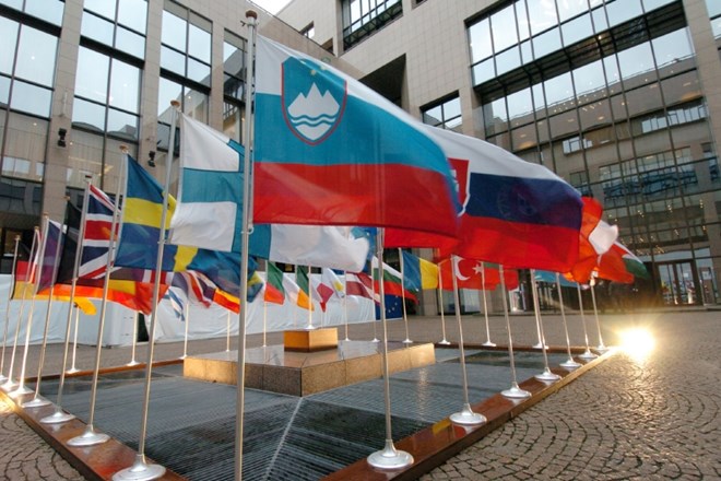 Finančni ministri EU podprli še štiri načrte za okrevanje, tudi slovenskega