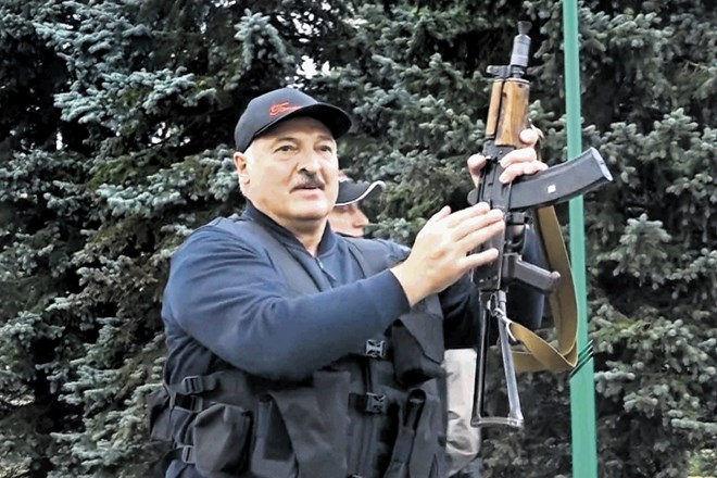 Aleksander Lukašenko  si je na predsedniških volitvah 9. avgusta 2020 prisvojil 80,2 odstotka glasov.