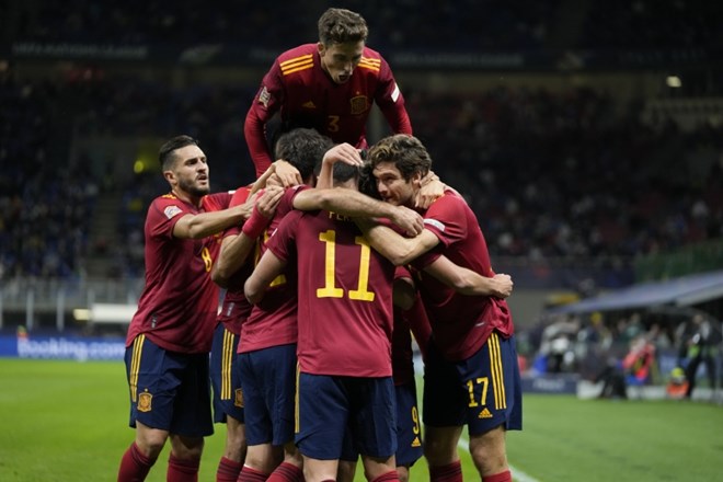 Španci v Milanu presenetili Italijo in se uvrstili v finale Lige narodov