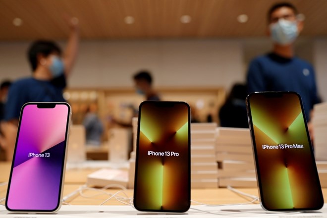 Apple zaradi pomanjkanja čipov z manjšo proizvodnjo novih iphonov