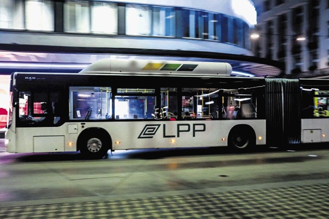 Ljubljanski potniški promet naj bi letos kupil  9, prihodnje leto pa še 15  avtobusov.