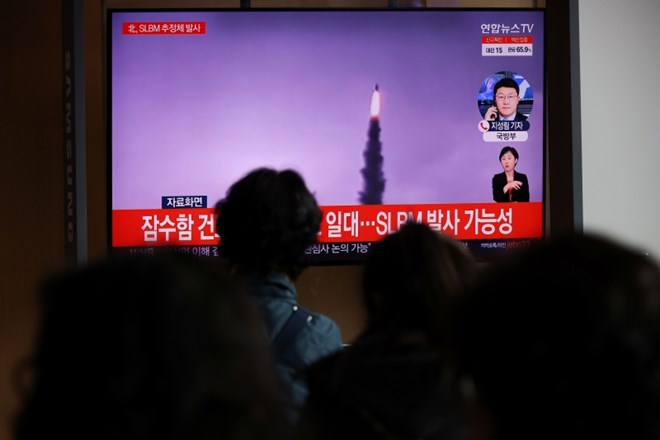 Severna Koreja izstrelila balistično raketo v Japonsko morje 