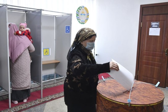 Predsedniške volitve v Uzbekistanu.