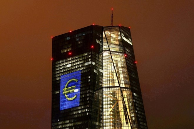 ECB brez sprememb denarne politike