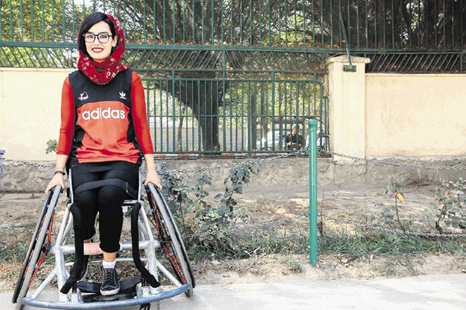 Nilofar Bayat, kapetanka afganistanske ženske ekipe v košarki na vozičkih, je svoj nov dom našla v Bilbau.