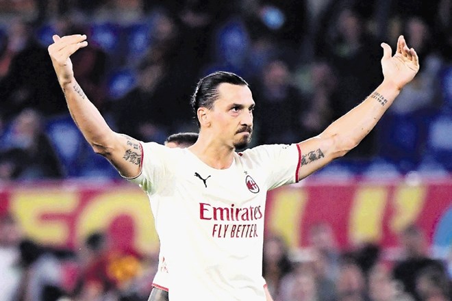 Napadalec Milana Zlatan Ibrahimović je proti Romi dosegel skupno 400. gol v različnih državnih prvenstvih in 150. v...