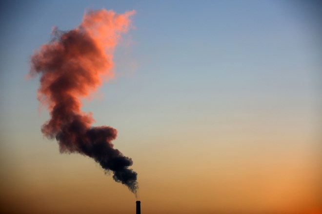 Poročilo GCP: Globalni izpusti CO2 blizu rekordnim vrednostim