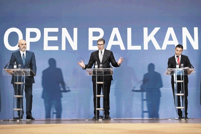 Albanski premier Rama, srbski predsednik Vučić in podpredsednik severnomakedonske vlade Dimitrov obljubljajo lažje prehajanje...