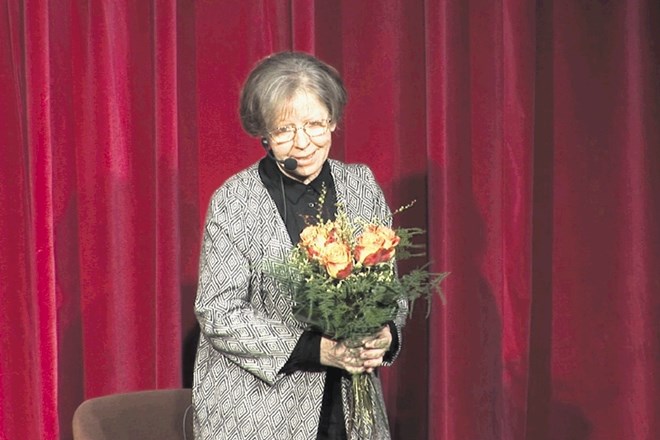 Ida Dolšek, upokojena učiteljica matematike, je napisala že več knjig o zgodovini Šmartna pri Litiji.