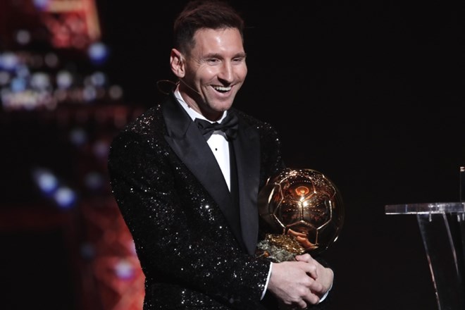 Messi ima po novem v zbirki sedem nagrad zlata žoga (2009, 2010, 2011, 2012, 2015, 2019, 2021).