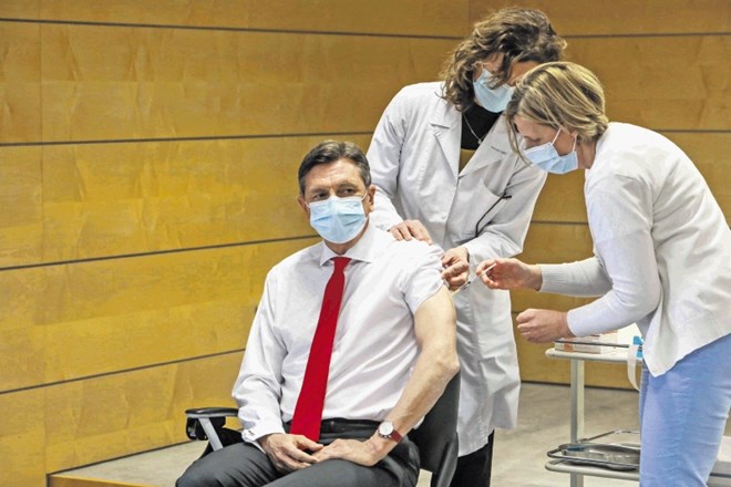 Pahor za obvezno cepljenje – ma, se hecamo, Borut?