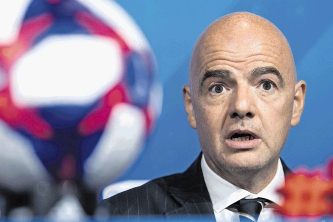 Predsednik Fife Gianni Infantino si še naprej prizadeva, da bi od leta 2026 naprej svetovno nogometno prvenstvo potekalo na...
