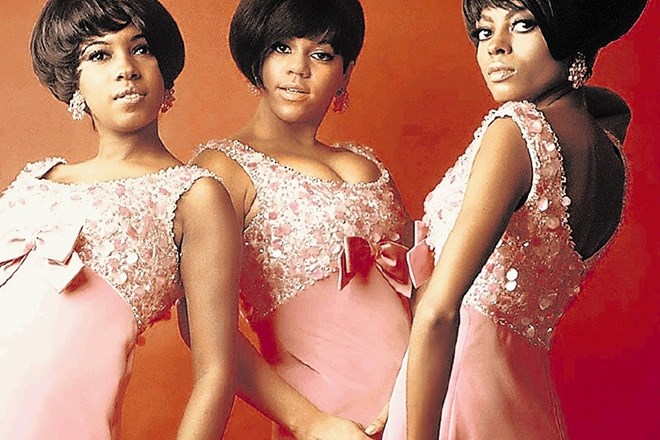 The Supremes (zgoraj) so diskografsko bistveno uspešnejše od The Ronettes, vseeno pa so za marsikoga esenca pop glasbe...