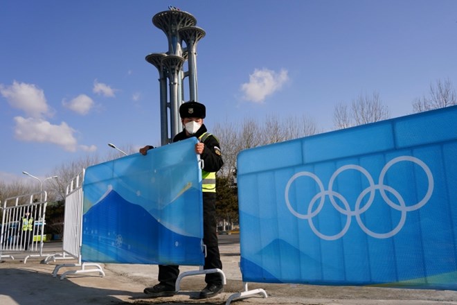 V olimpijski družini v Pekingu še 37 okuženih 