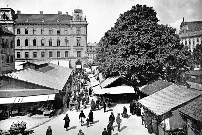 Pogačarjev trg pred Plečnikovim posegom, Ljubljana, pred letom 1939