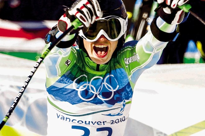 Tina Maze je svojo prvo olimpijsko kolajno osvojila leta 2010 v superveleslalomu v Whistlerju.