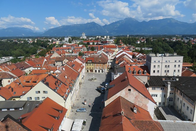 Glasovanje v Kranju pokazalo razlike med mestom in podeželjem