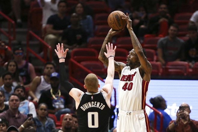 Miami po zmagi nad Sacramentom ostaja na čelu vzhodnega dela NBA