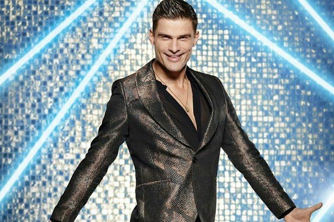 Slovenski plesalec
zapustil plesni šov na BBC