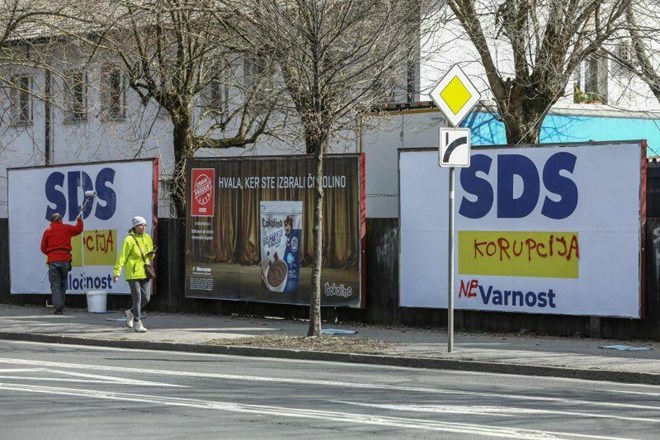SDS želi pomiriti občinske strasti zaradi volilnih plakatov