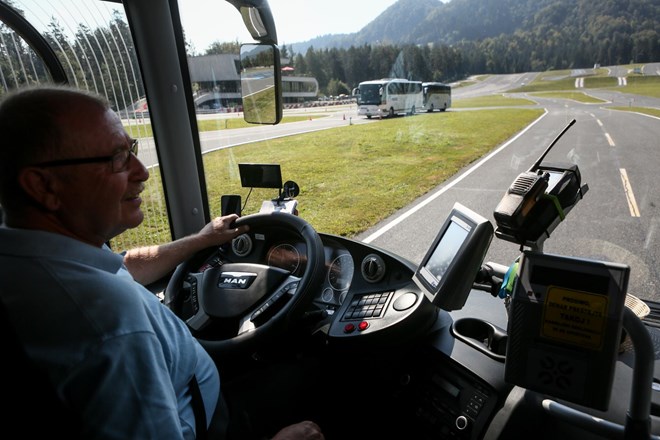 Vozniki avtobusov dosegli pravico do poklicnega zavarovanja