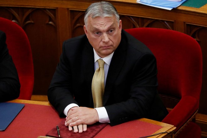 Na Madžarskem od polnoči izredne razmere zaradi vojne v Ukrajini, Orban bo še naprej vladal z odloki