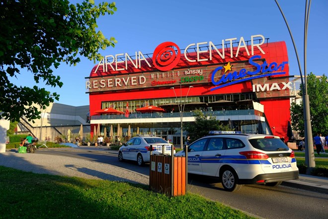 #video V Zagrebu nove grožnje z bombami in evakuacije nakupovalnih centrov
