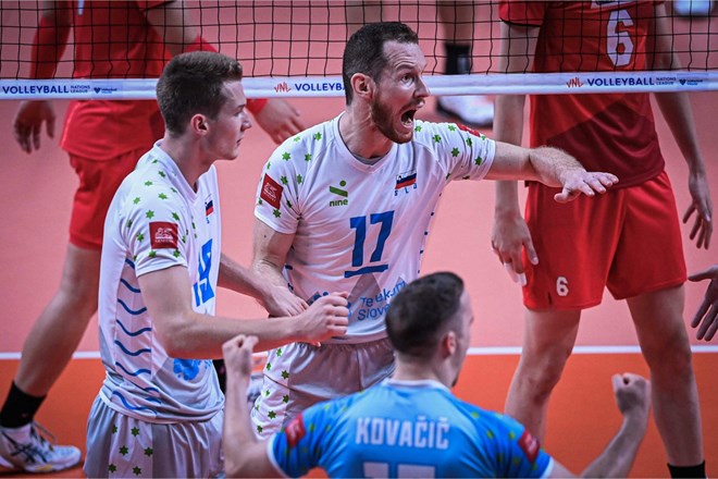 Na Poljskem ključna že uvodna tekma s Srbi