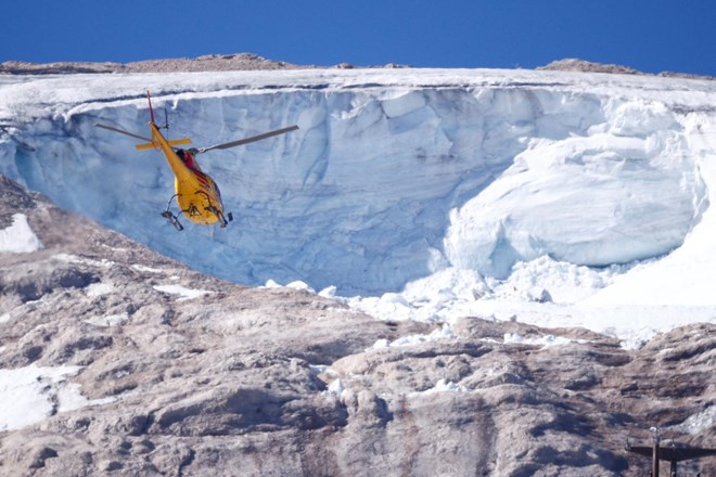 Identificirali vseh enajst žrtev odloma ledenika na Marmoladi