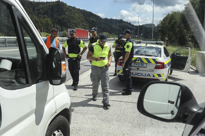 Sumi kaznivih dejanj na avtocestni policiji