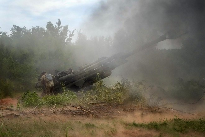 Pri Donecku srditi spopadi med ukrajinskimi in ruskimi silami