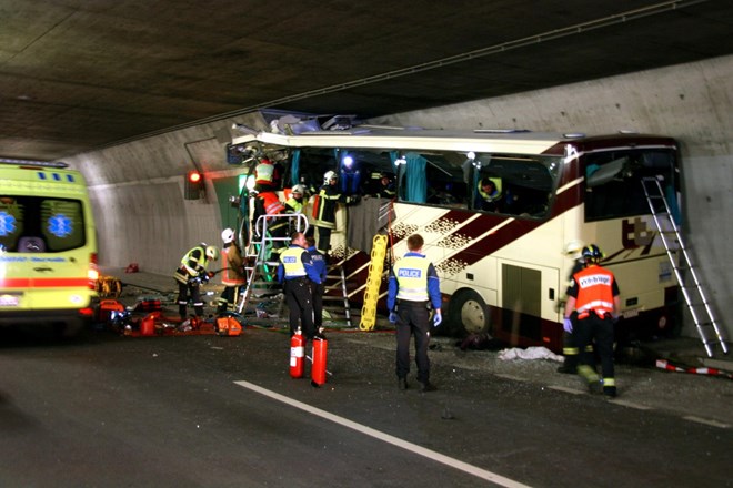 V Maroku v nesreči avtobusa umrlo 23 ljudi