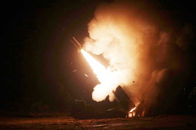 ZDA in Južna Koreja izstrelili serijo raket v odgovor na izstrelitev Severne Koreje