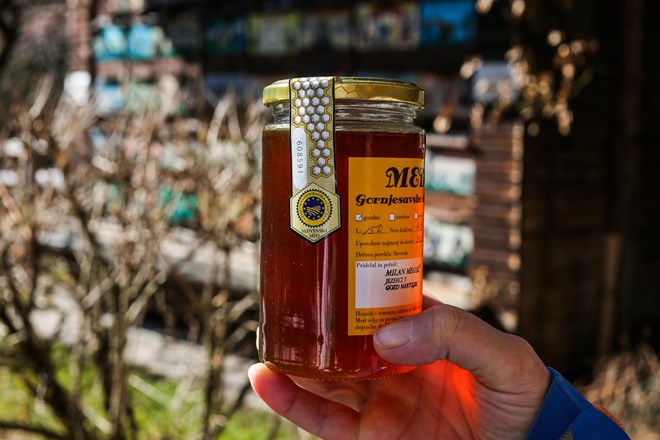 Čebelarstvo v Sloveniji vpisano na Unescov seznam nesnovne kulturne dediščine